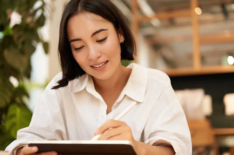 แนะนำคำศัพท์ใช้เรียกบุคคลในสังคมออนไลน์และวิธีการทางการตลาด